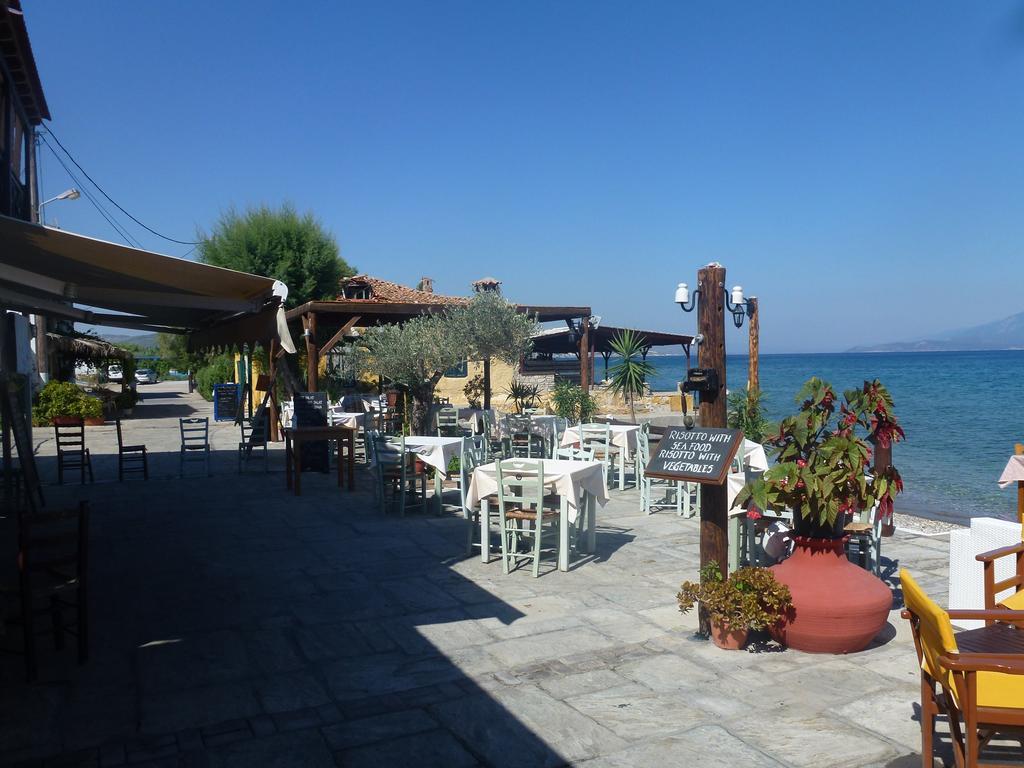 Paris Beach Hotel Ireo Exterior foto