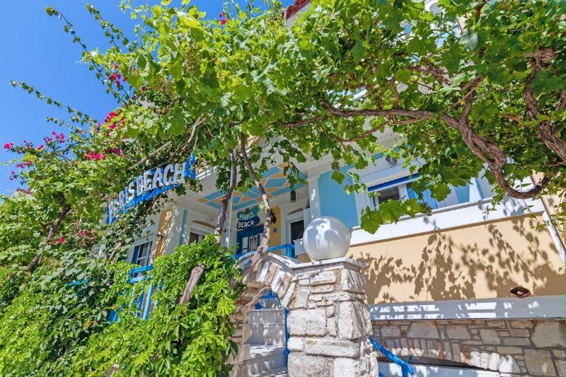 Paris Beach Hotel Ireo Exterior foto